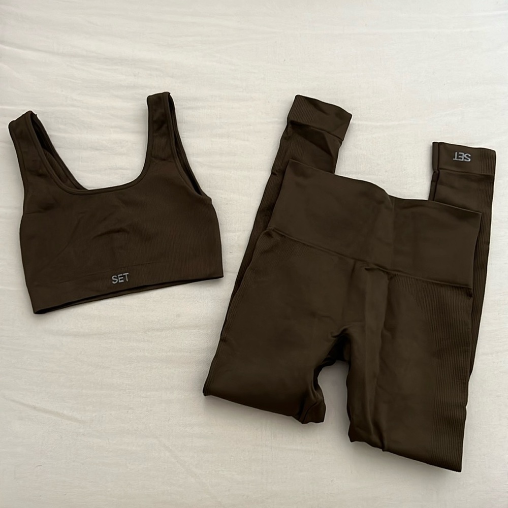 Set Active Bra and Leggings Set 🍪 Both Size XS